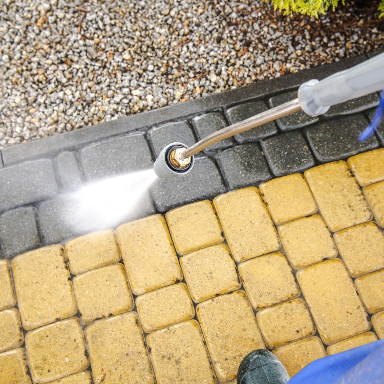 Cleaning services in Fargo, ND